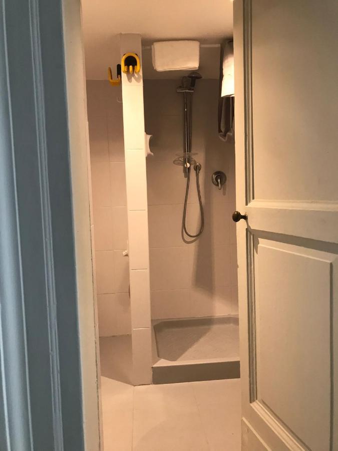 Avaya - Monolocale Soppalcato In Centro Storico Apartment คาตาเนีย ภายนอก รูปภาพ